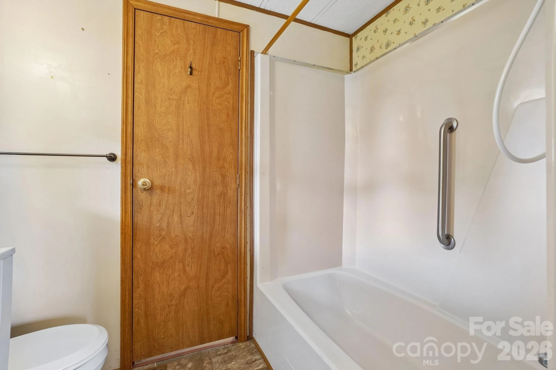 303 Meadowbrook Court - Photo 25