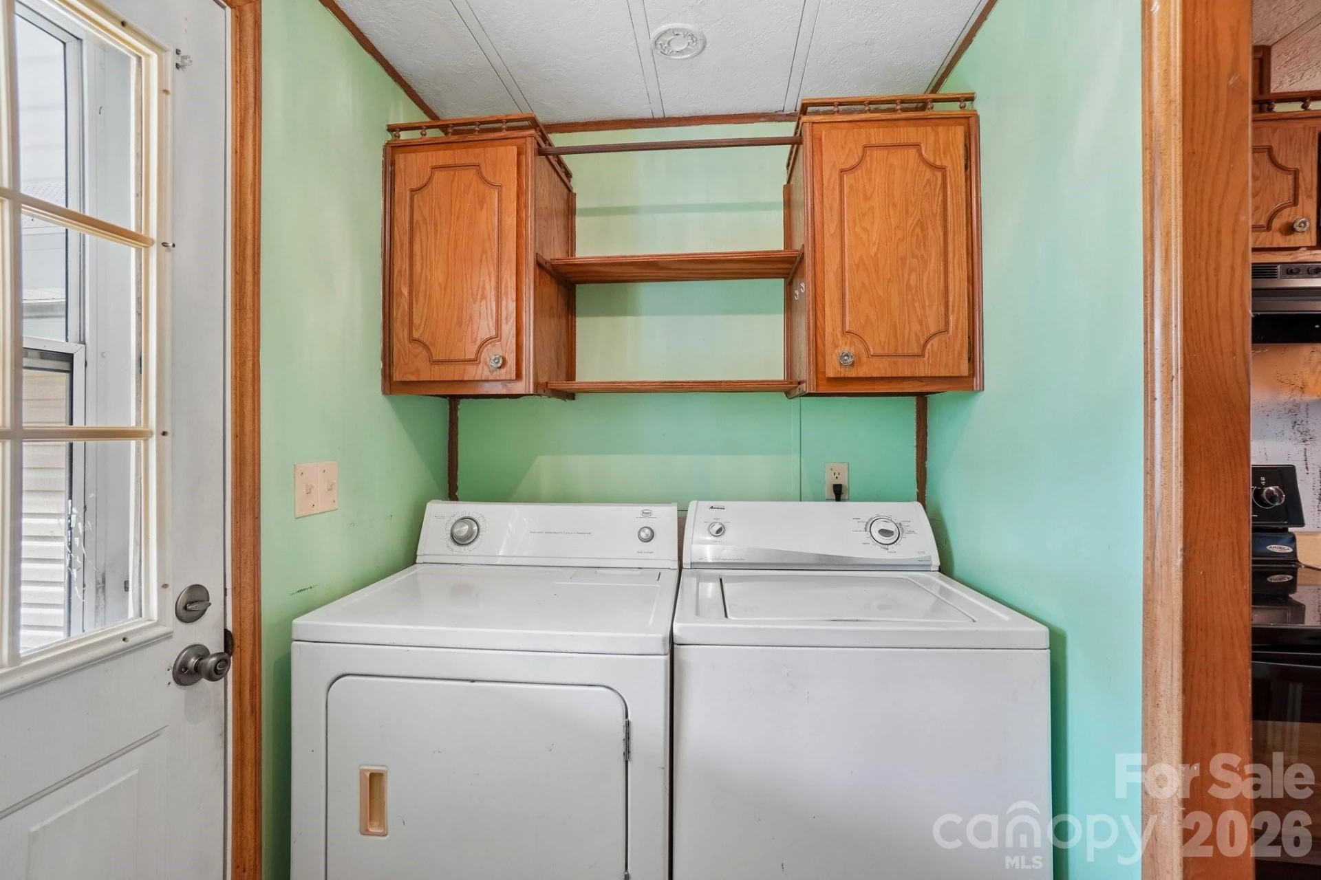 303 Meadowbrook Court - Photo 26