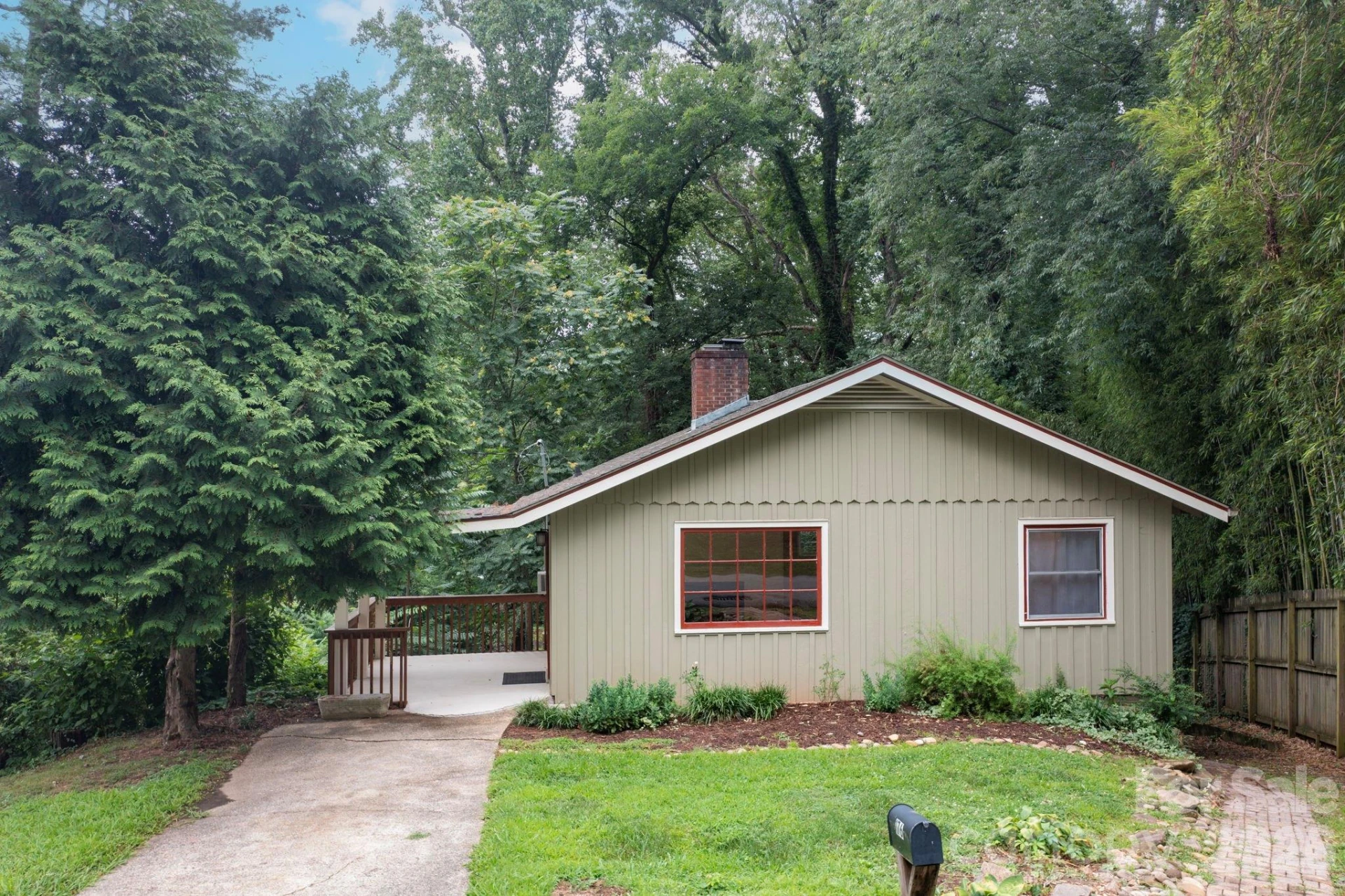 176 Chiles Avenue - Photo 4