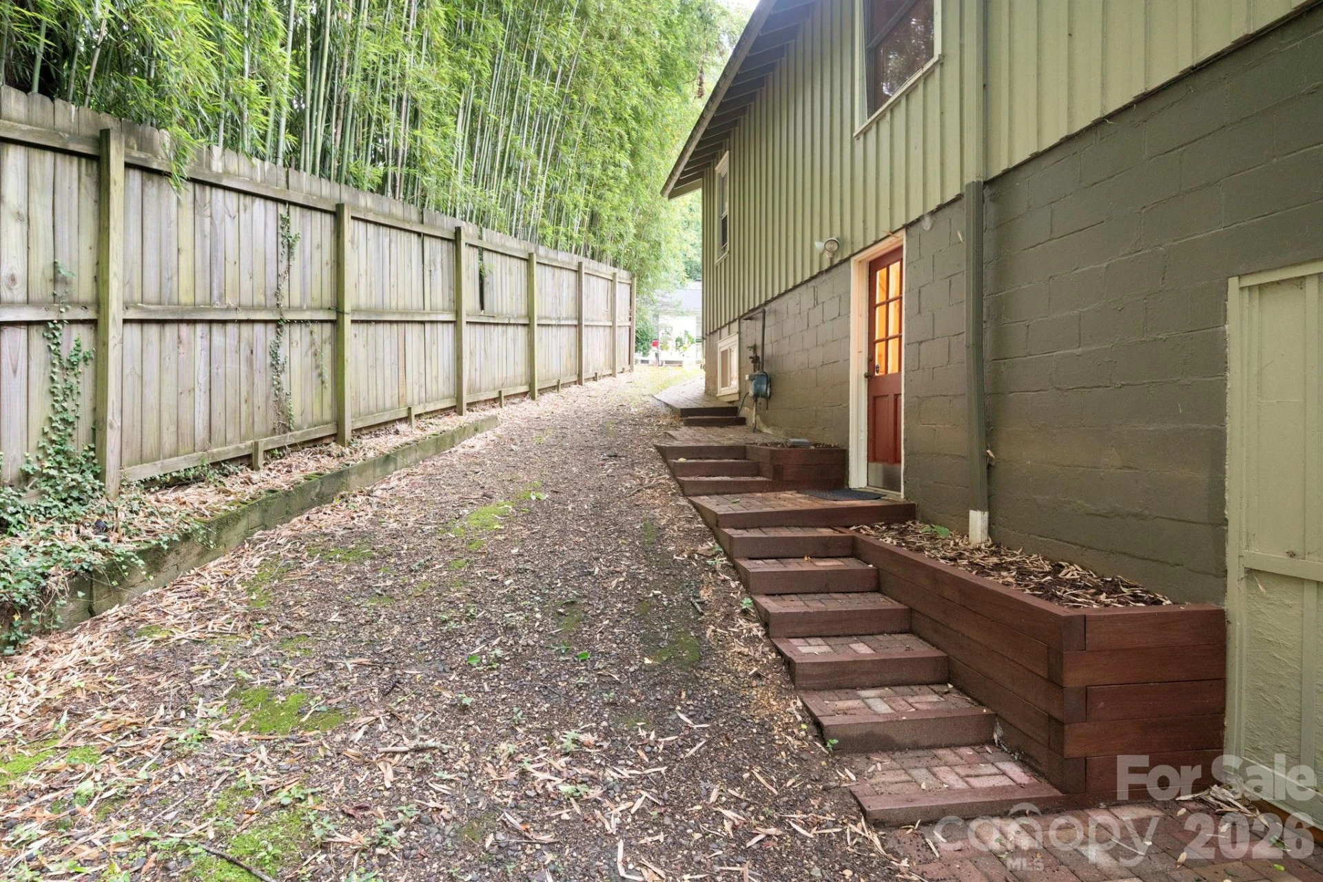 176 Chiles Avenue - Photo 32