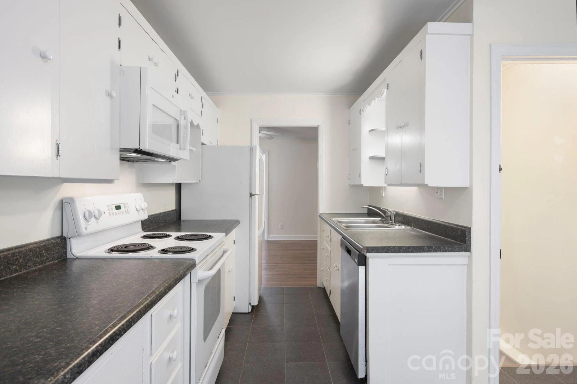 176 Chiles Avenue - Photo 8