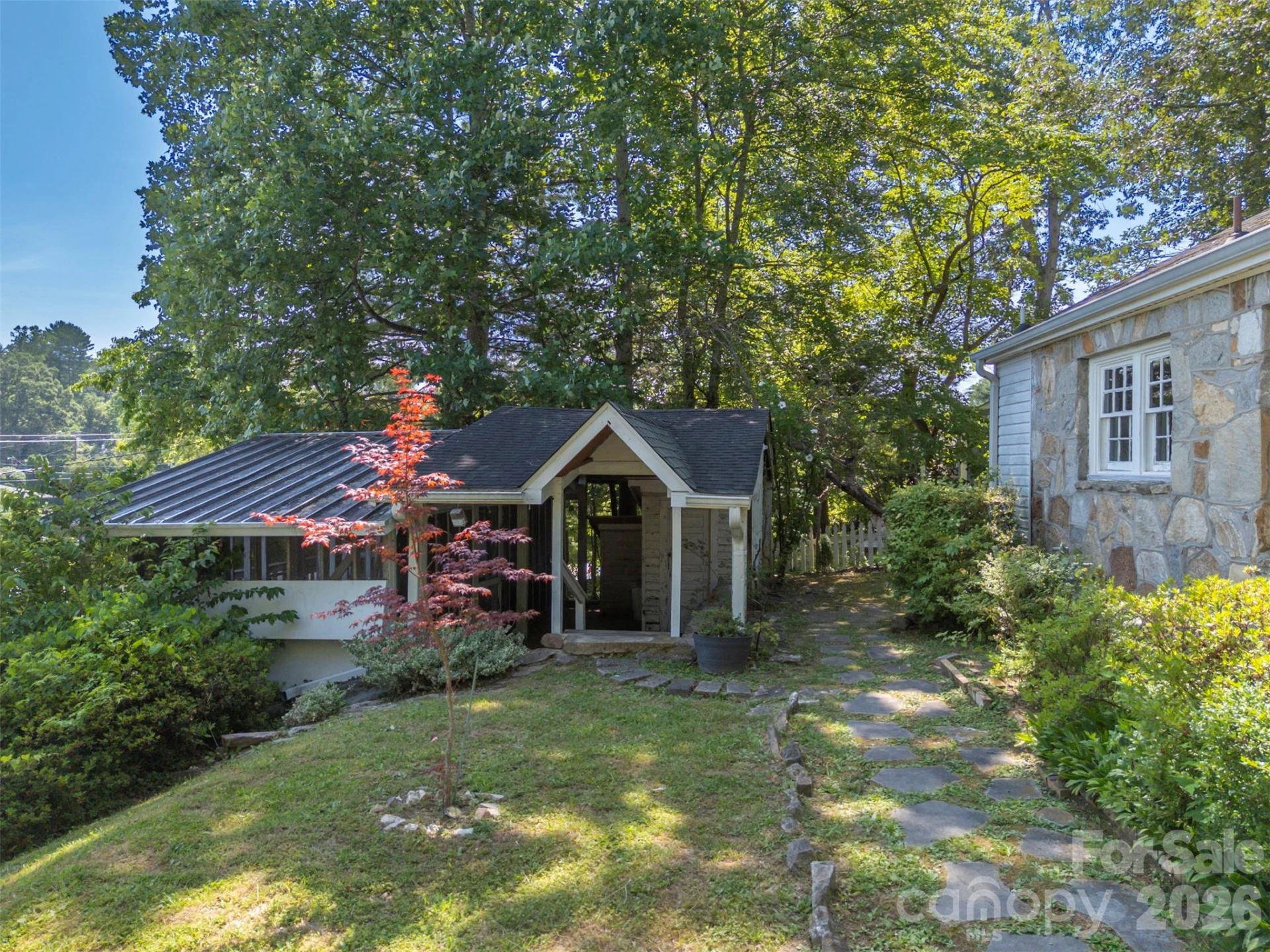720 Sylvan Boulevard - Photo 26