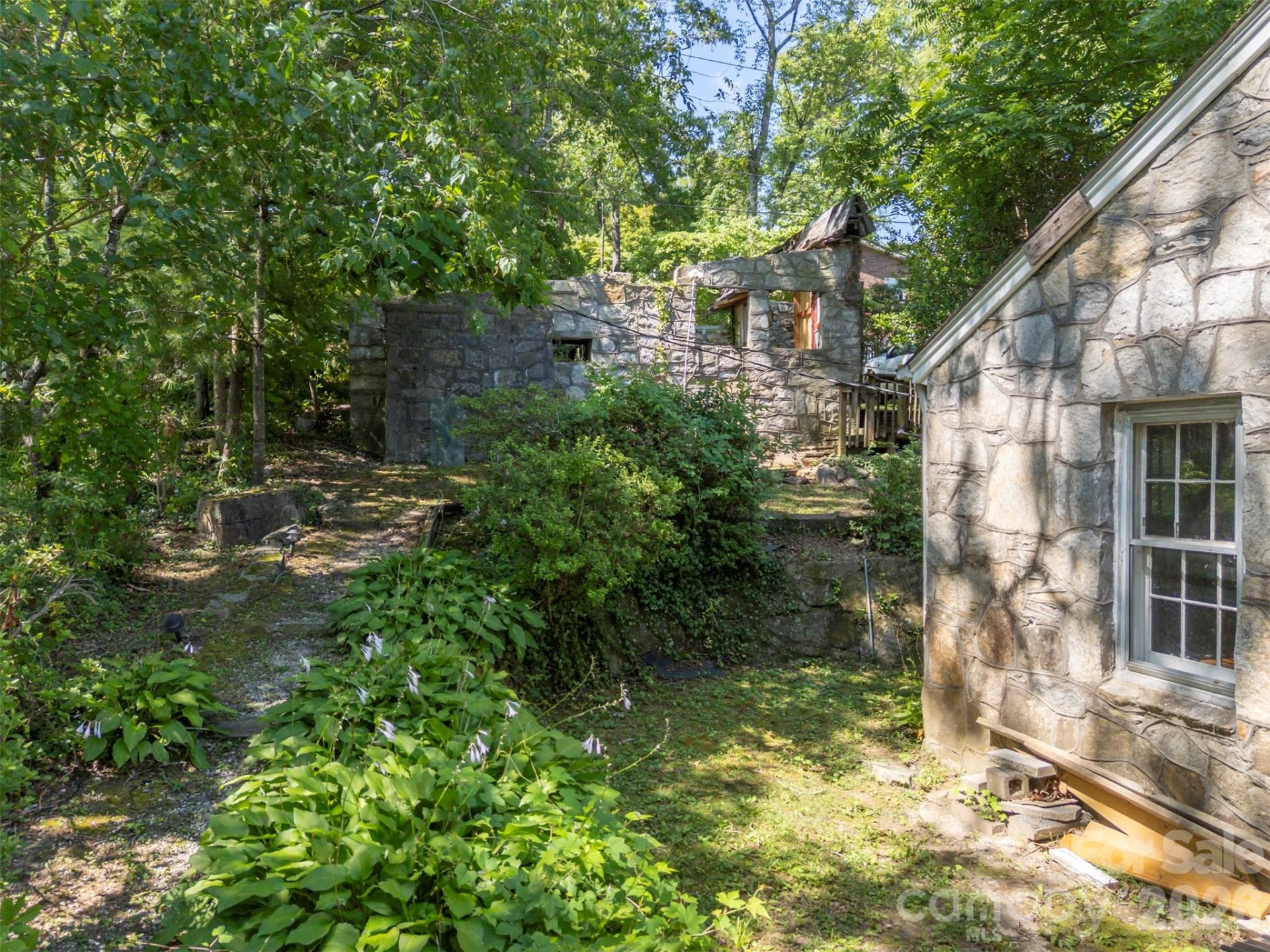 720 Sylvan Boulevard - Photo 36