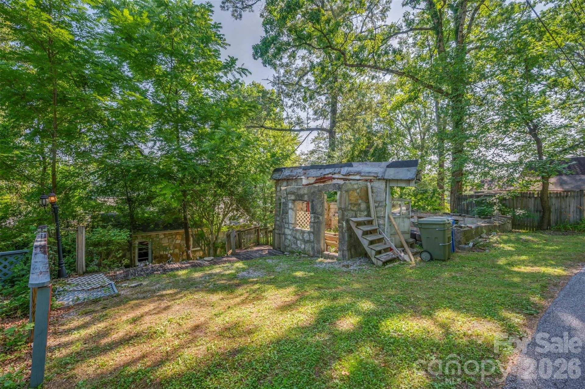 720 Sylvan Boulevard - Photo 38