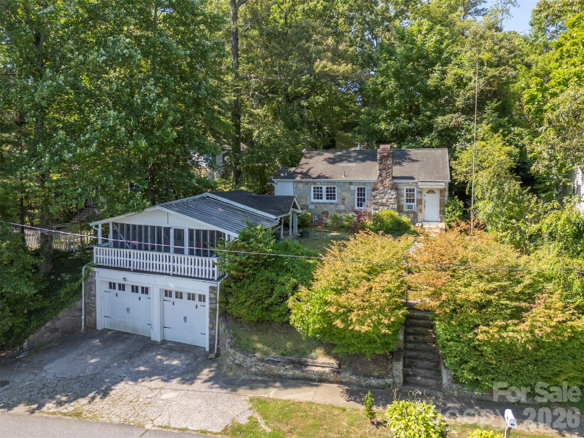 720 Sylvan Boulevard - Photo 8