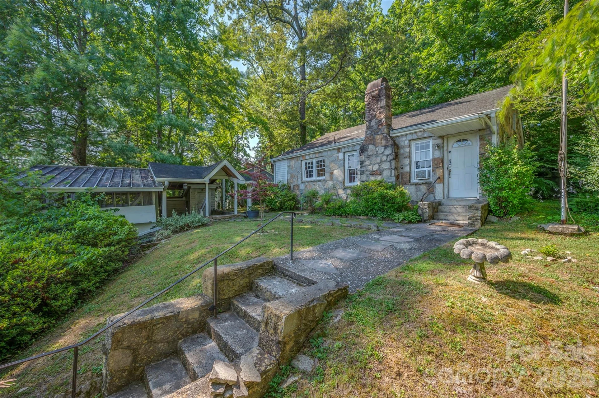 720 Sylvan Boulevard - Photo 10