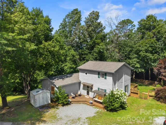 105 Big Bear Drive, Pisgah Forest, NC, 28768