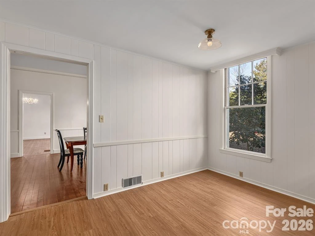 143 S Ridgecrest Avenue - Photo 9