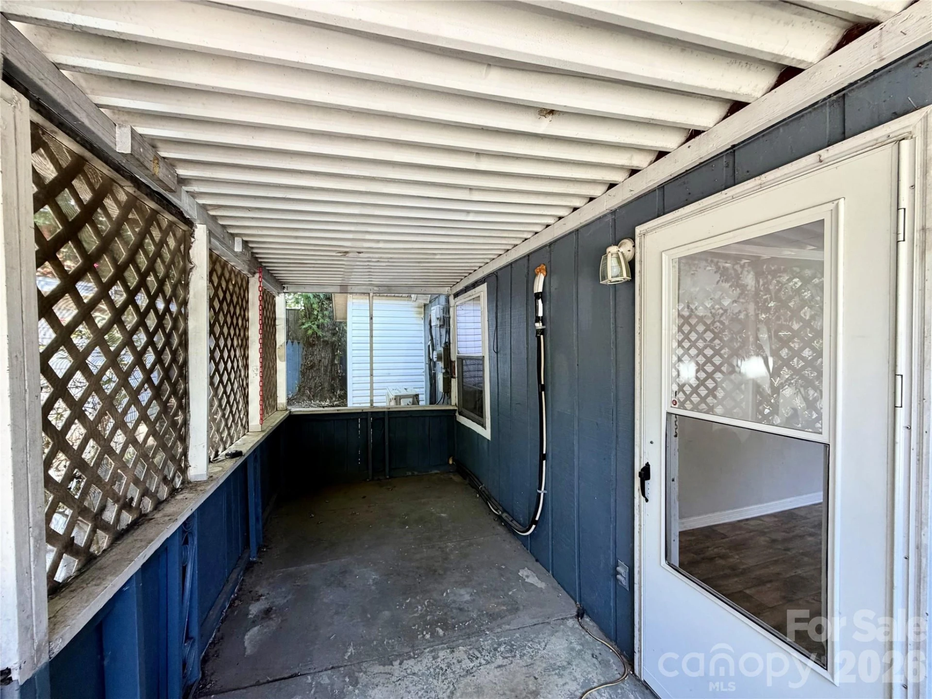 6 Leita Lane - Photo 4