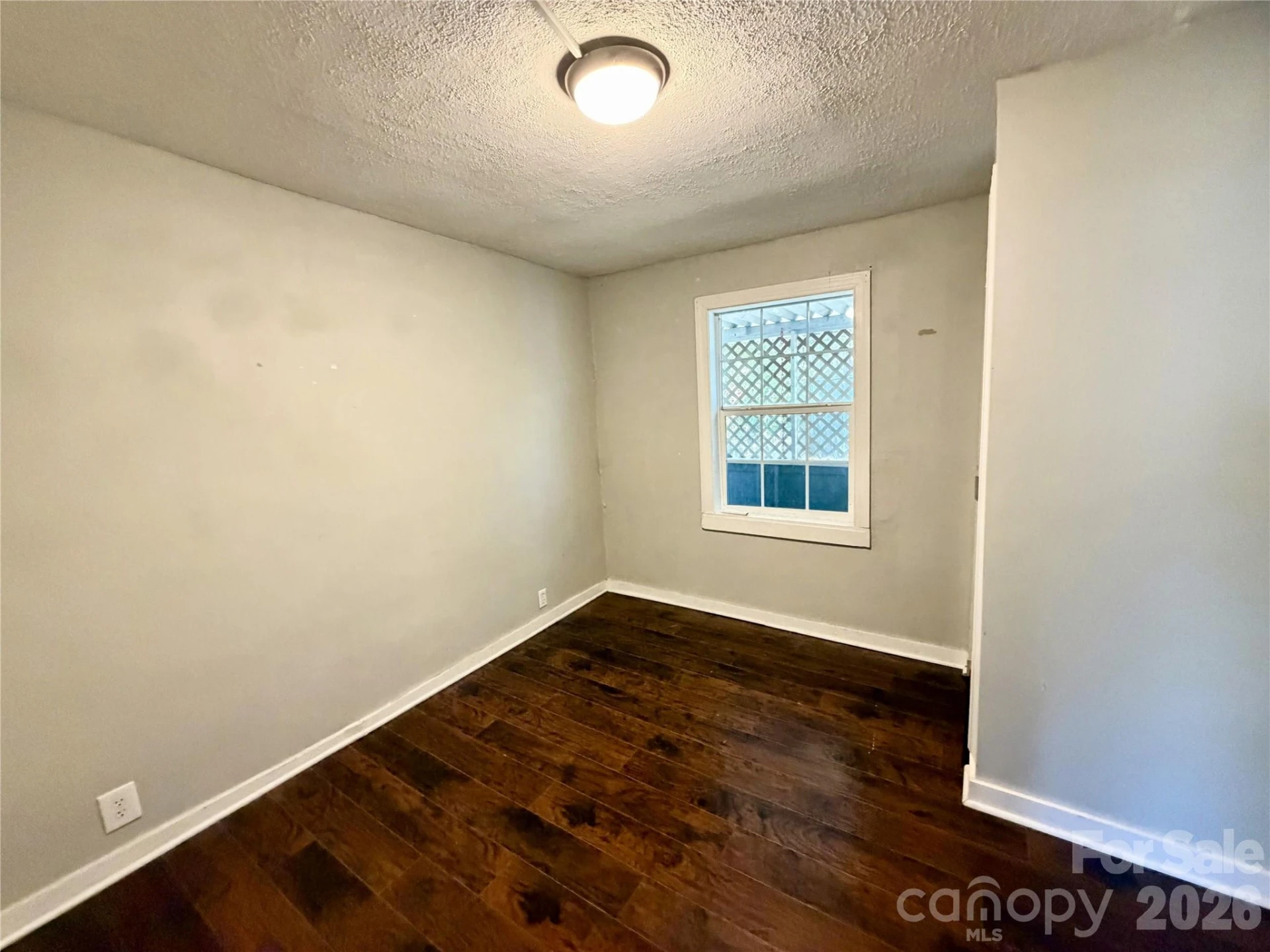 6 Leita Lane - Photo 10