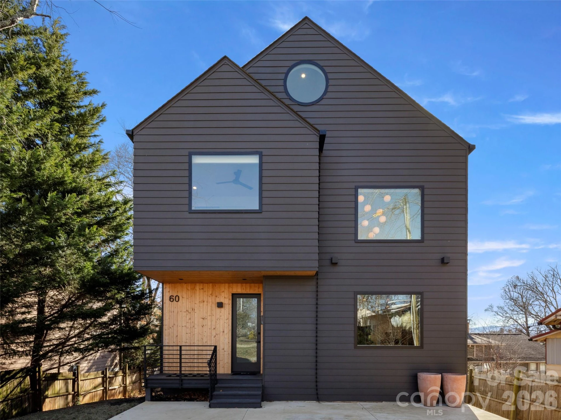 60 Harvard Place - Photo 3