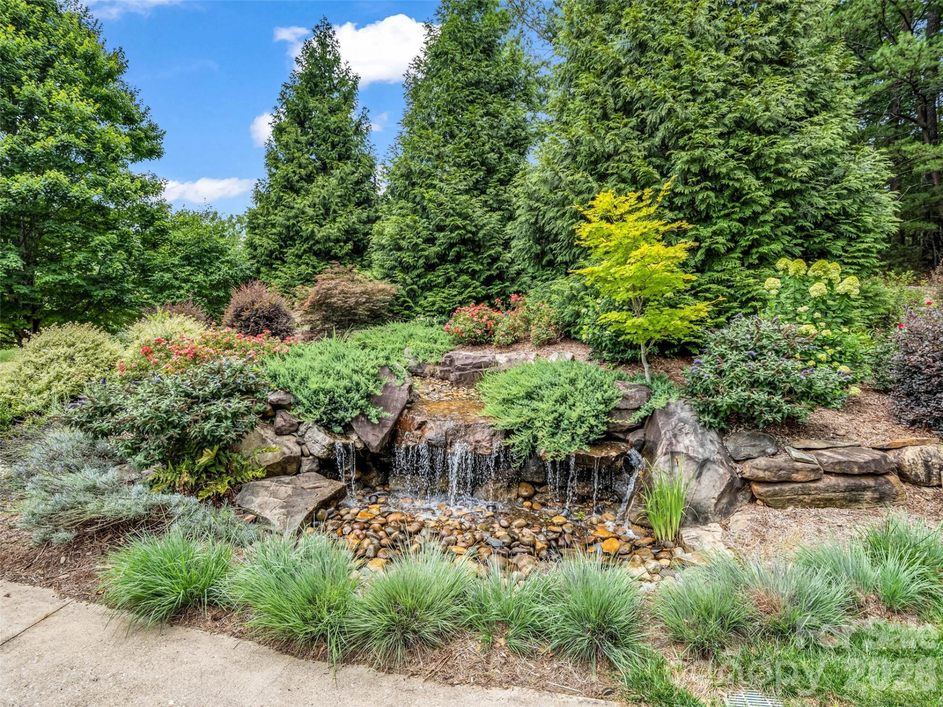 153 Glenn Court - Photo 3