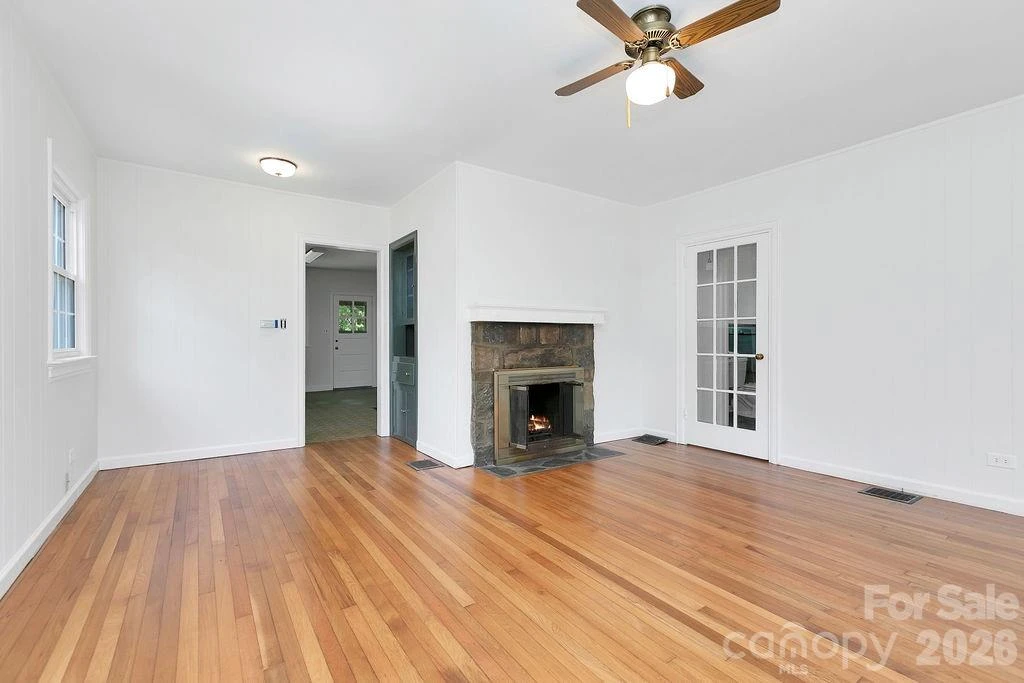 105 Parkview Drive - Photo 12