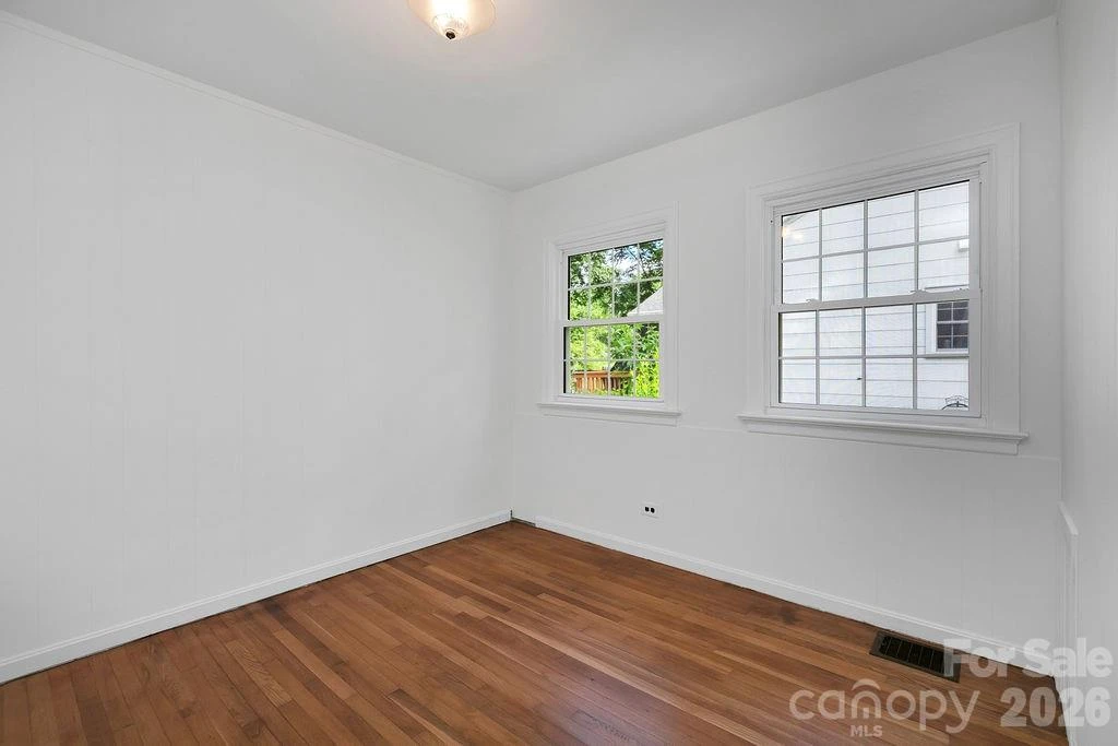 105 Parkview Drive - Photo 24