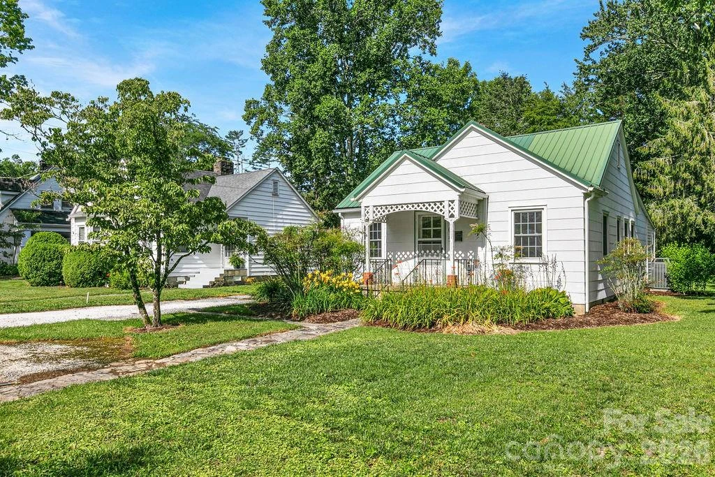 105 Parkview Drive - Photo 4