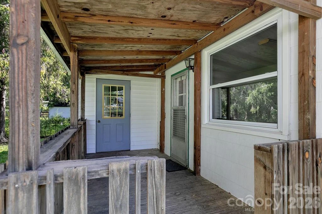 105 Parkview Drive - Photo 33