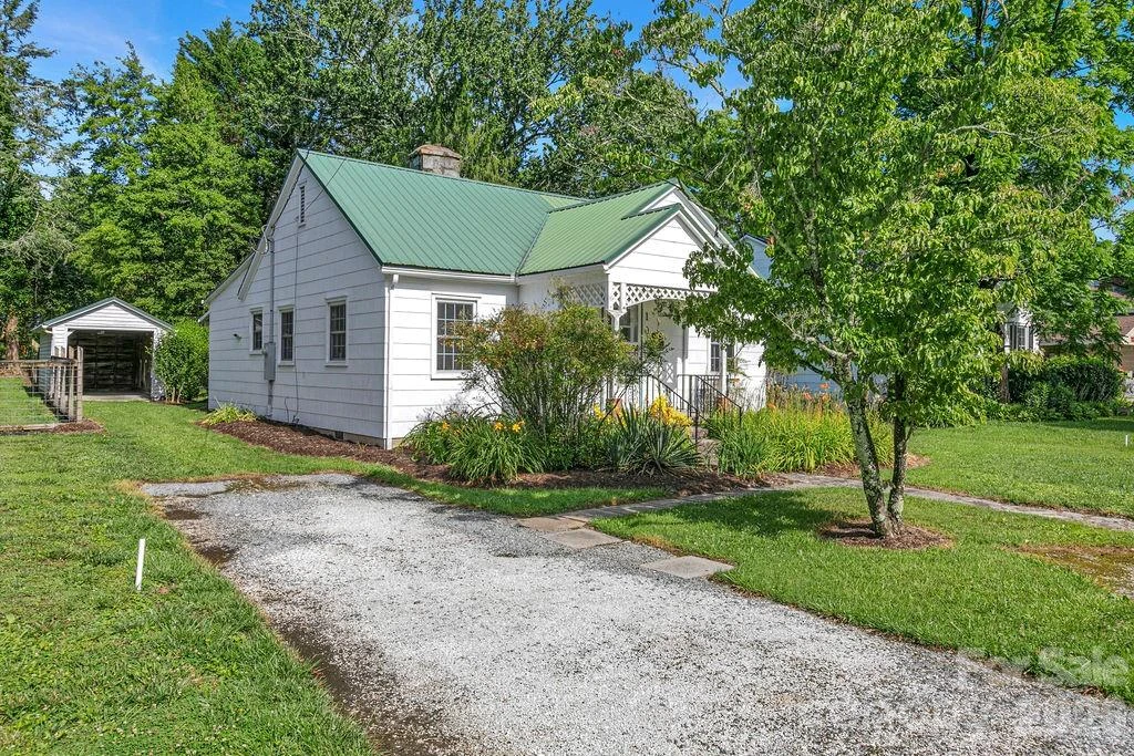 105 Parkview Drive - Photo 5