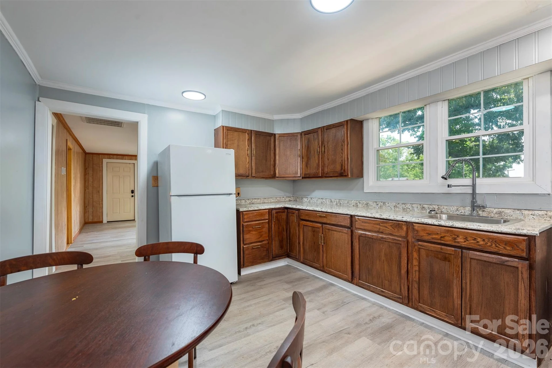 147 Gabriel Street - Photo 11