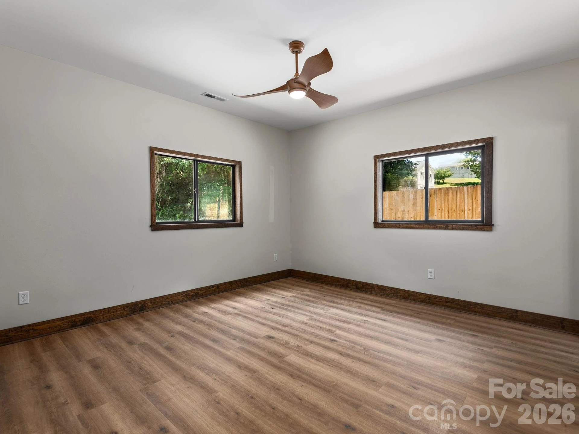 78 Travis Street - Photo 15