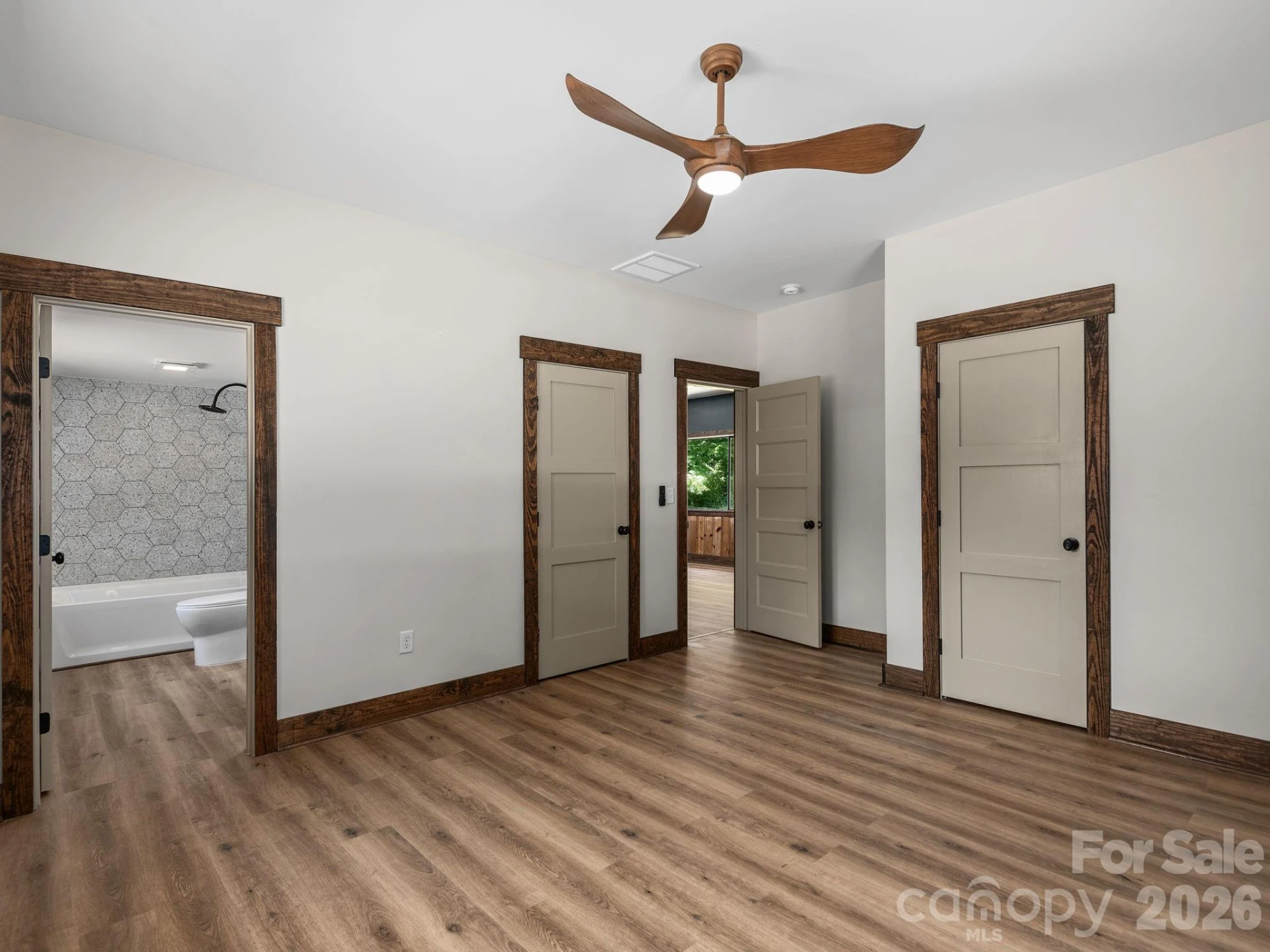 78 Travis Street - Photo 16
