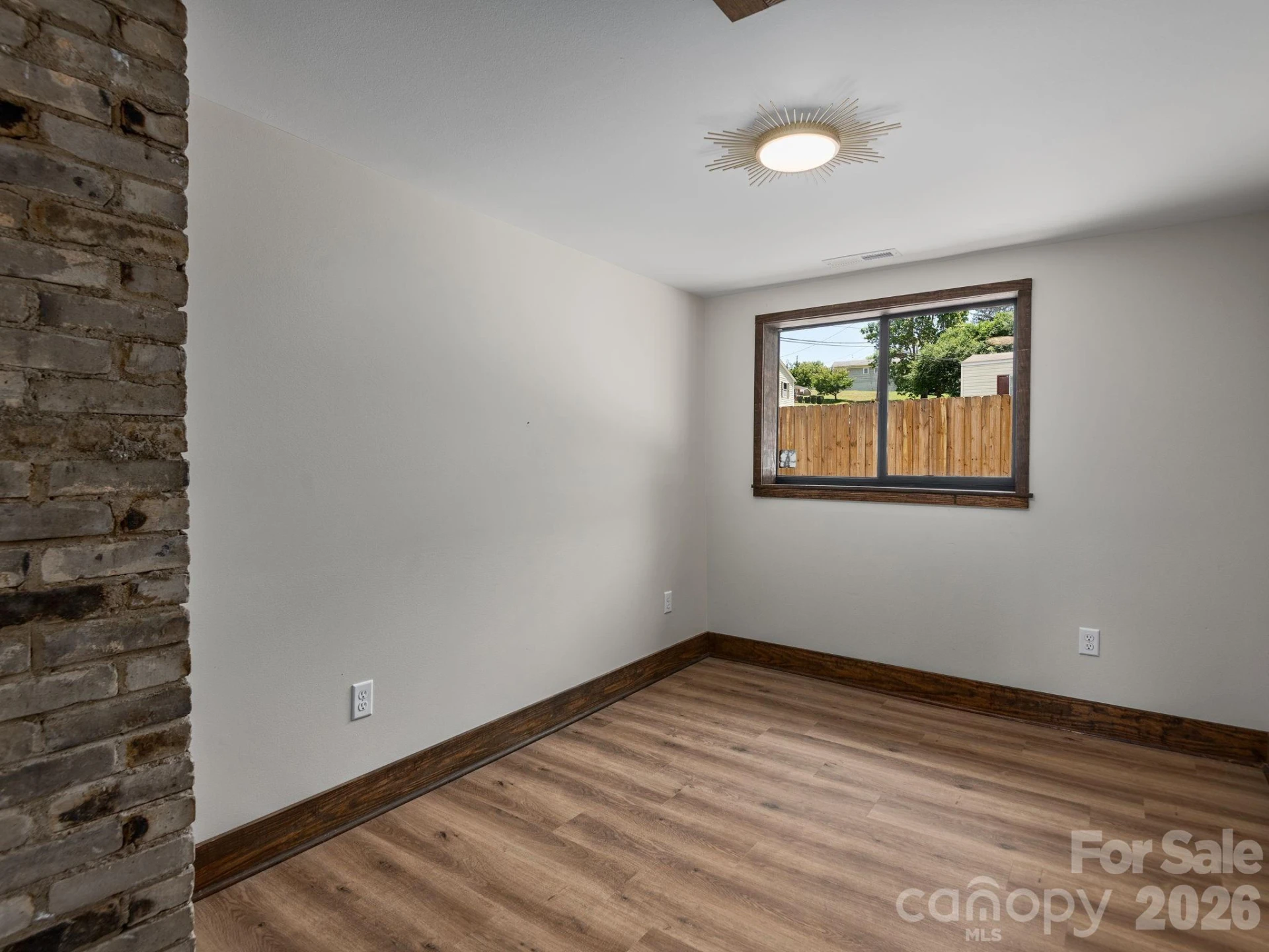 78 Travis Street - Photo 19