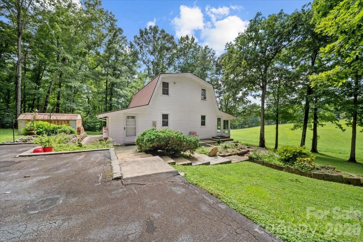 371 Patton Valley Drive - Photo 2