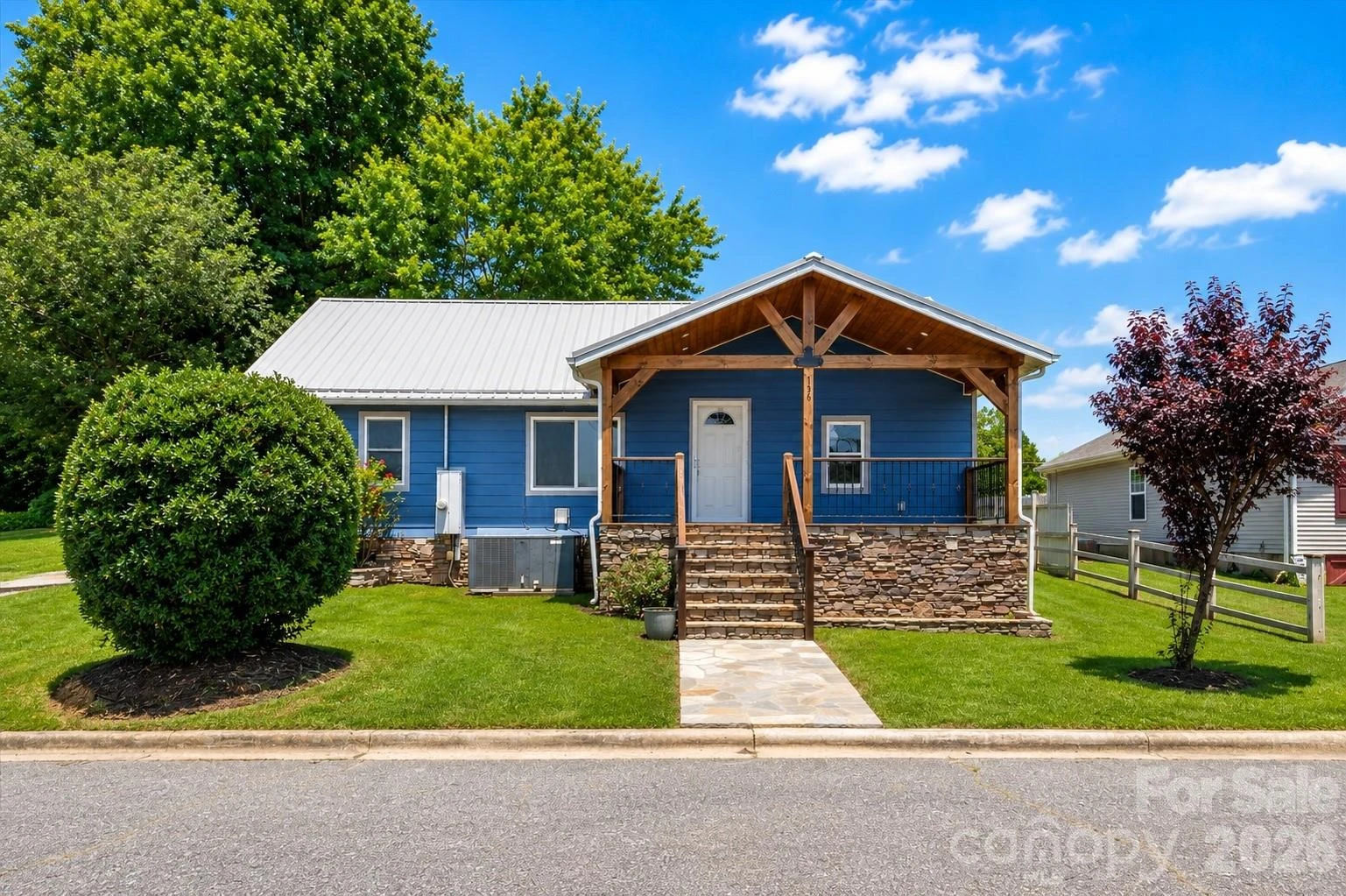 136 W Wilhemenia Street #19-22 - Photo 2