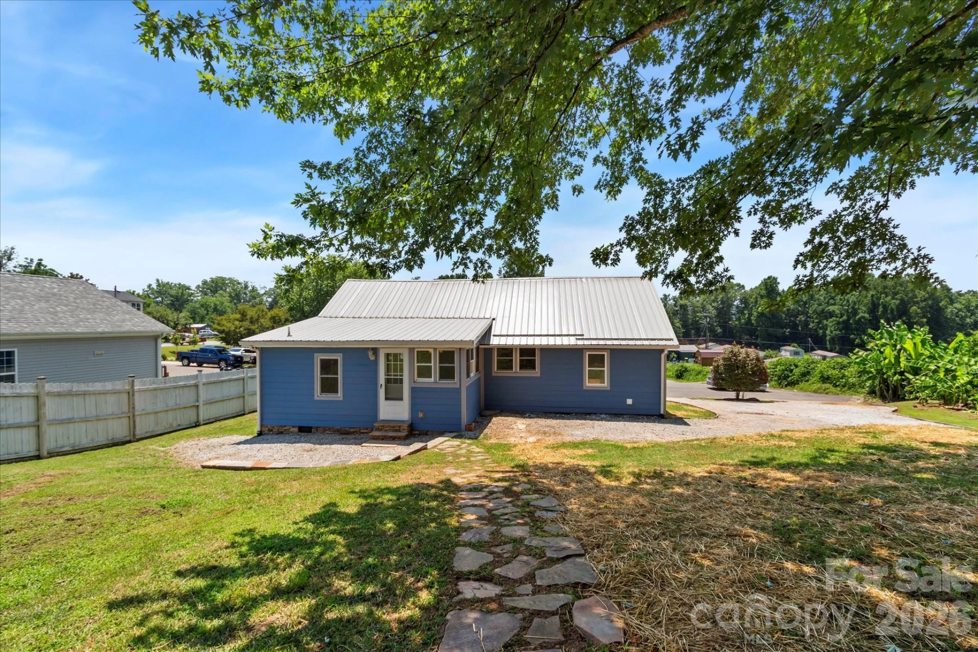 136 W Wilhemenia Street #19-22 - Photo 8