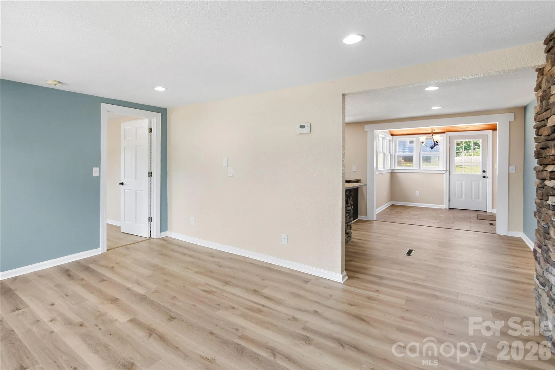 136 W Wilhemenia Street #19-22 - Photo 10