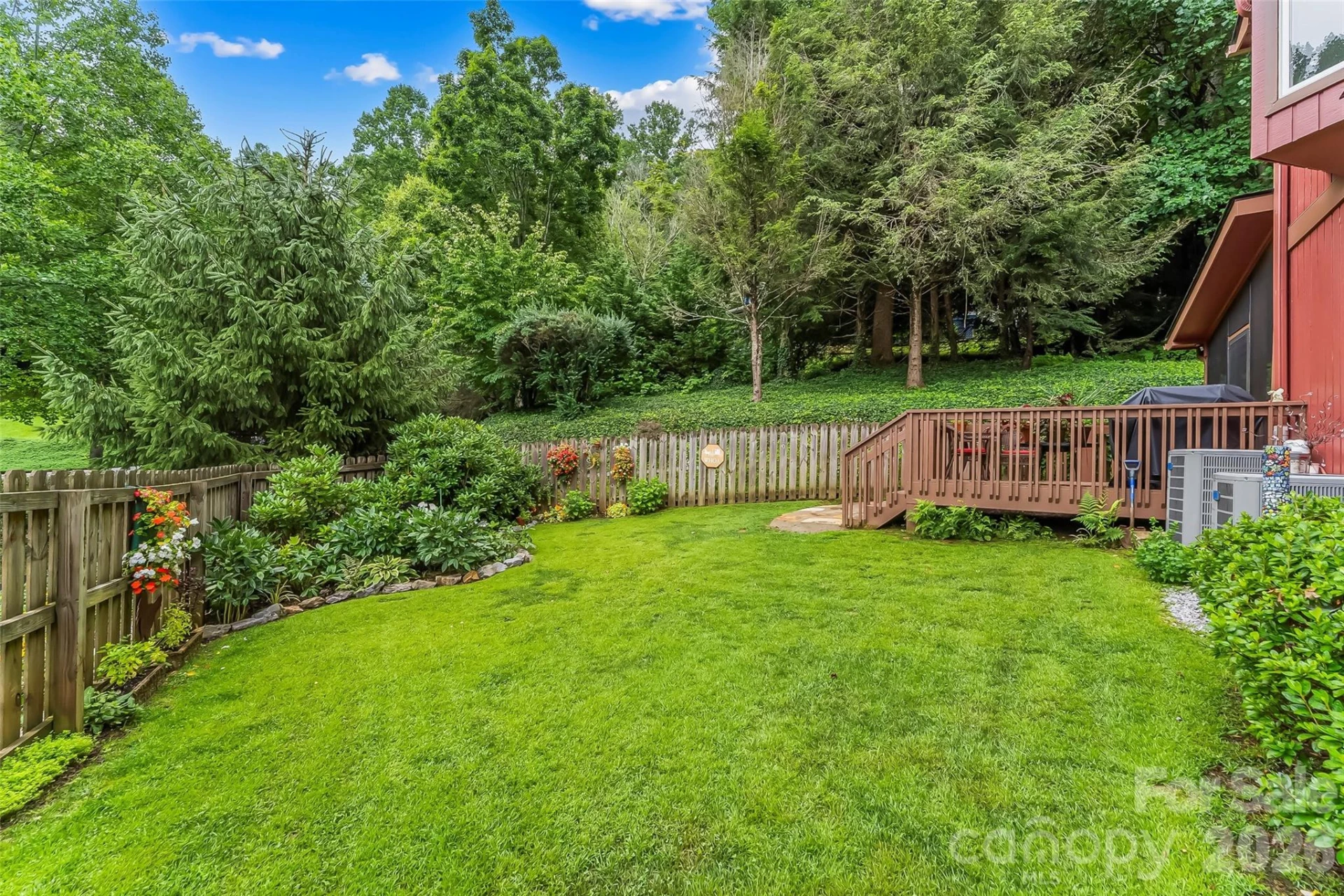 121 Stonecrest Drive - Photo 32
