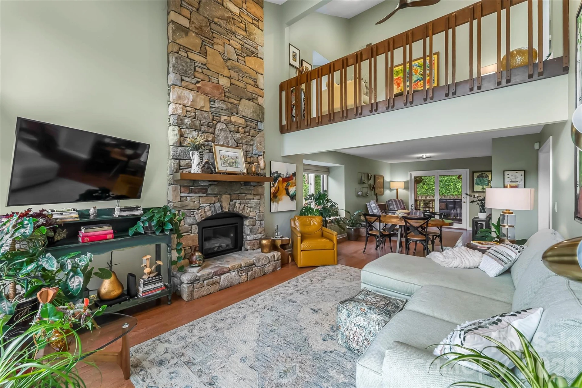 121 Stonecrest Drive - Photo 9