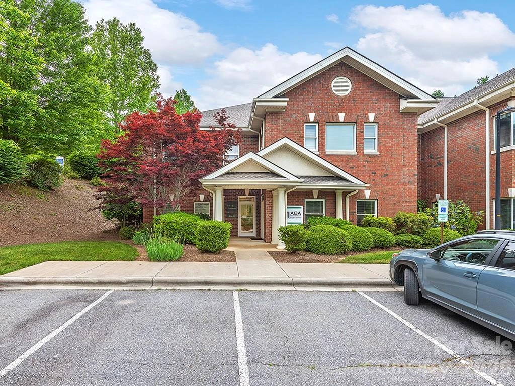 2 Walden Ridge Drive #115 - Photo 2