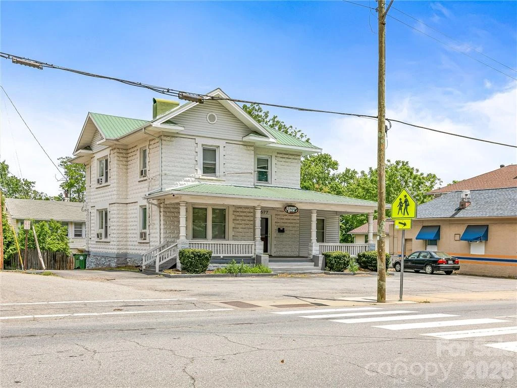 575 Haywood Road - Photo 6