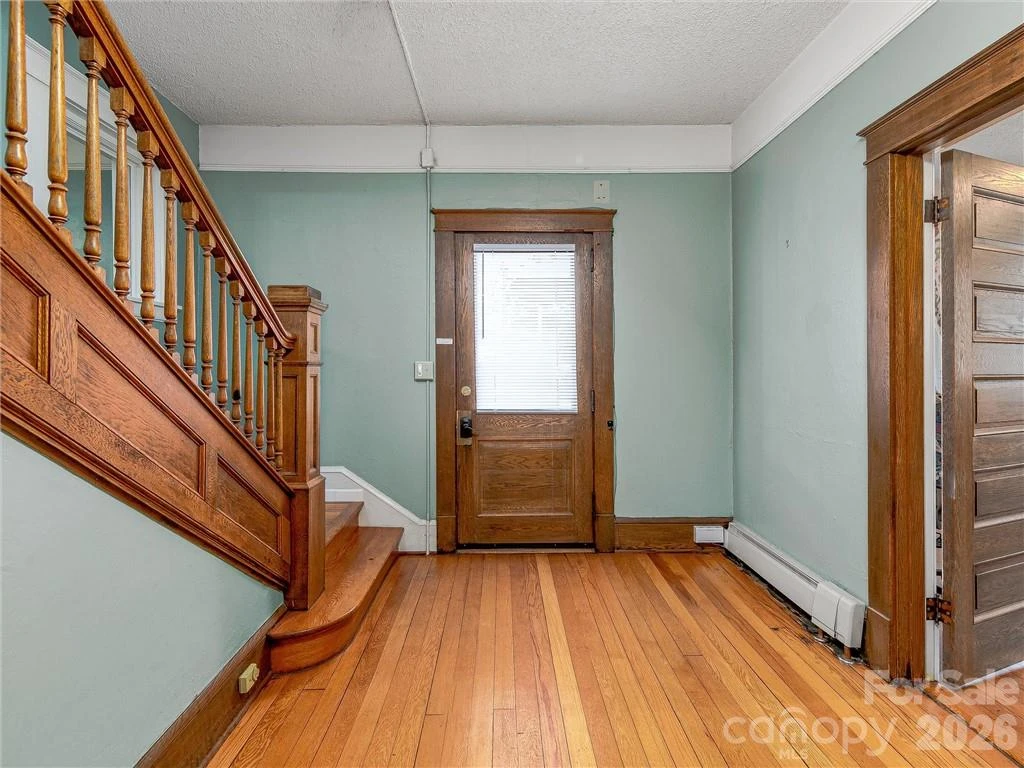 575 Haywood Road - Photo 9
