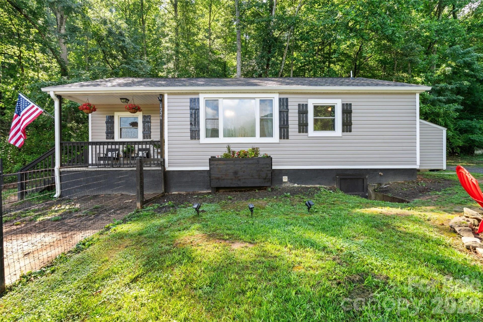 1226 Newfound Road - Photo 2