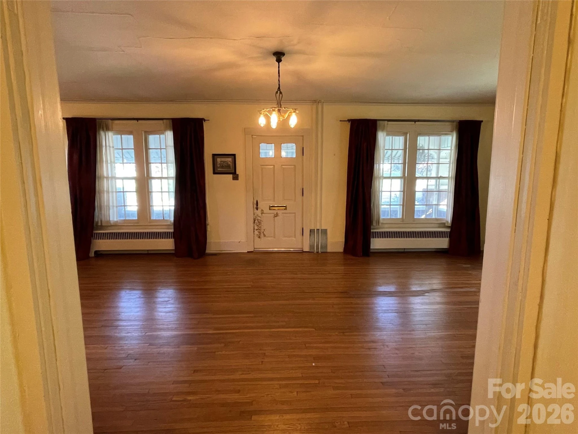 318 Academy Street - Photo 4