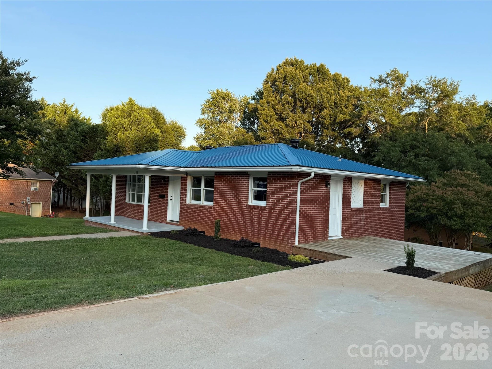 228 Roberson Road - Photo 3