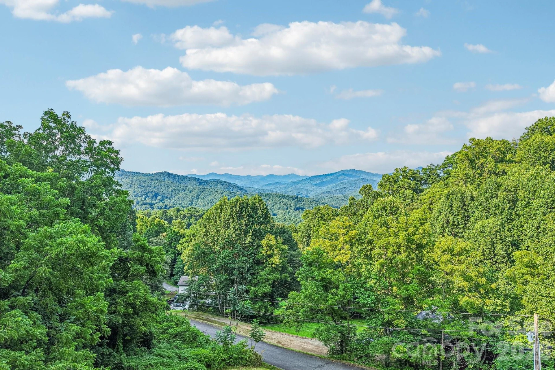 1064 Point Of View Drive - Photo 40