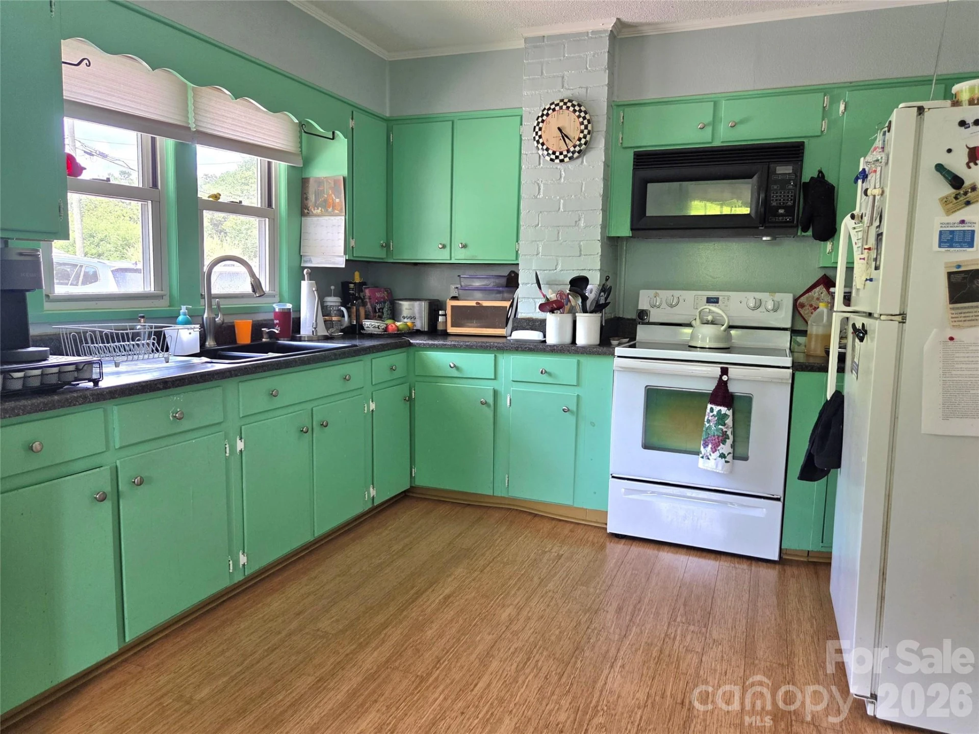 201 Stafford Street - Photo 13