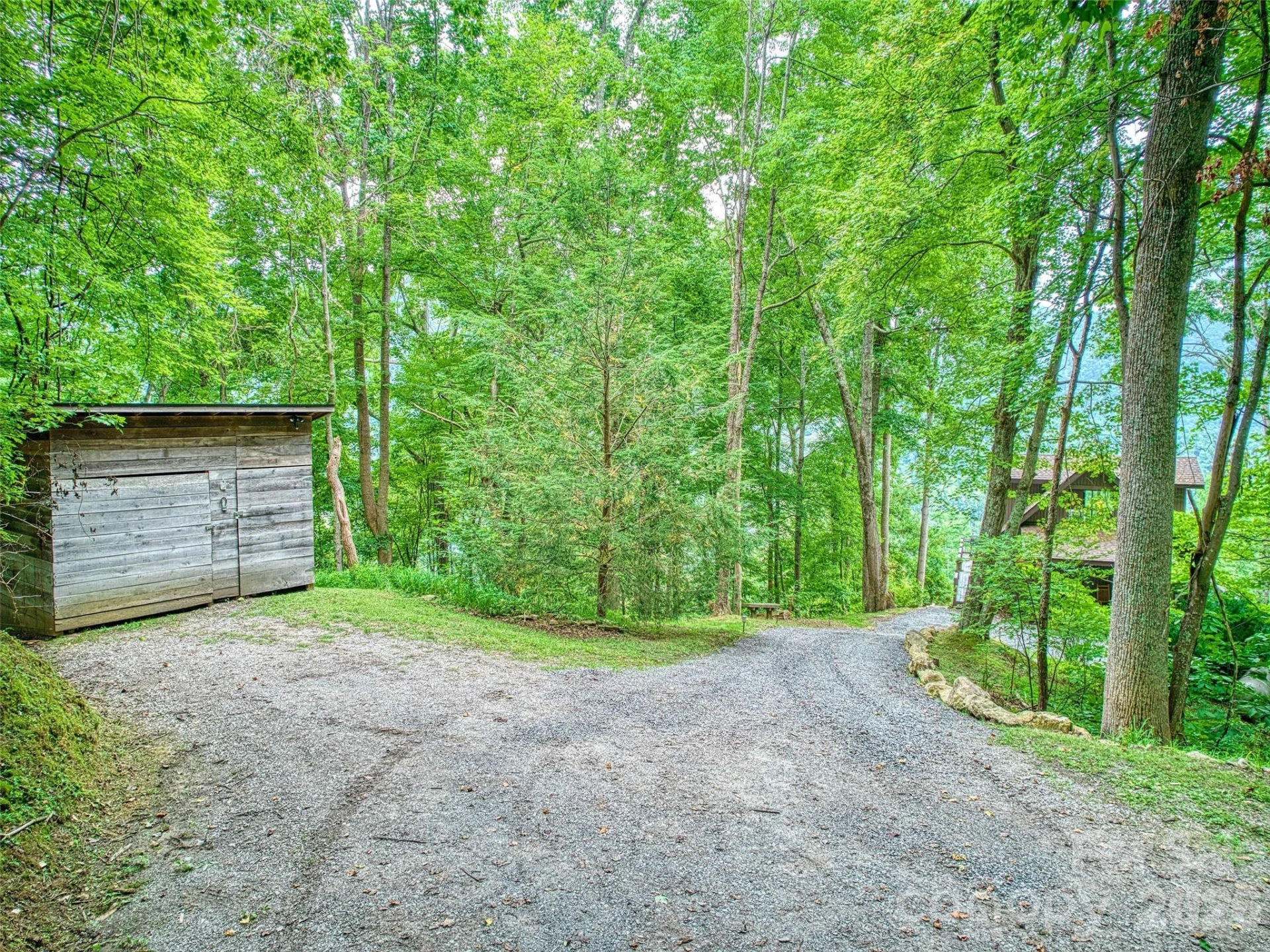 171 Jade Drive - Photo 9