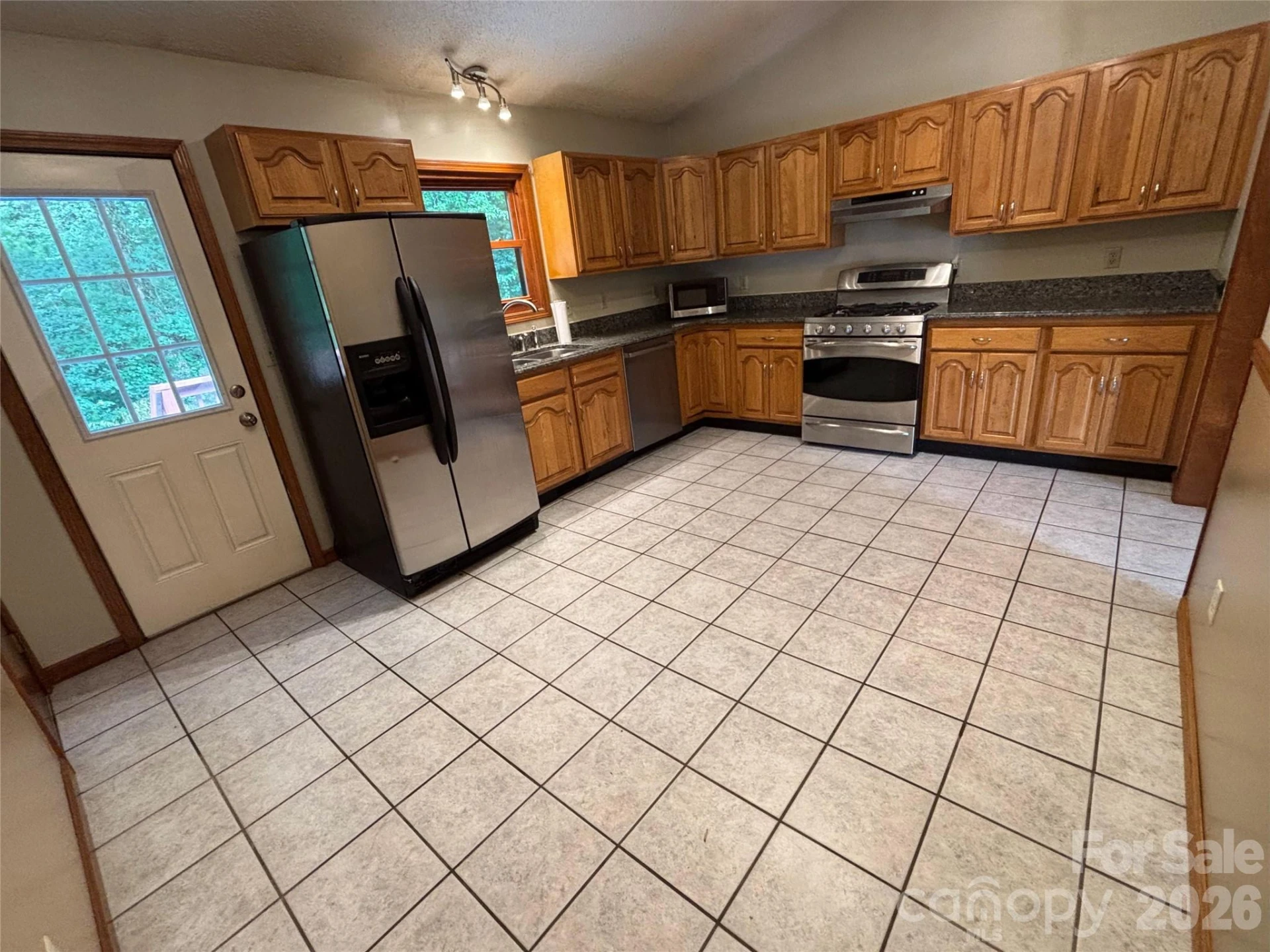 21 Ashwood Drive - Photo 11