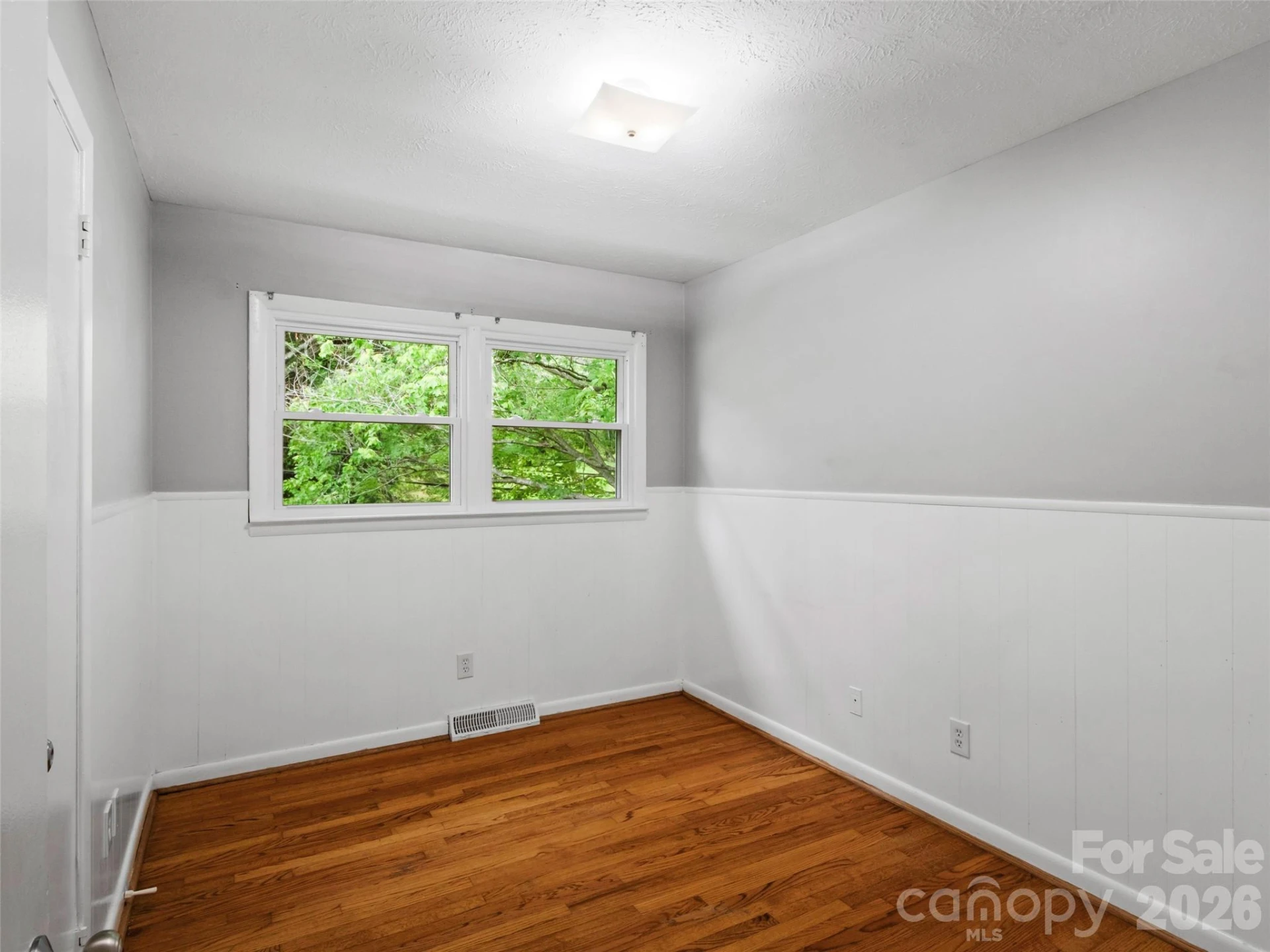 230 School Road E - Photo 17