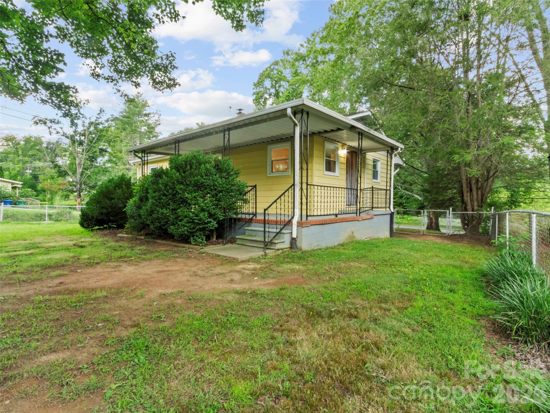 230 School Road E - Photo 38