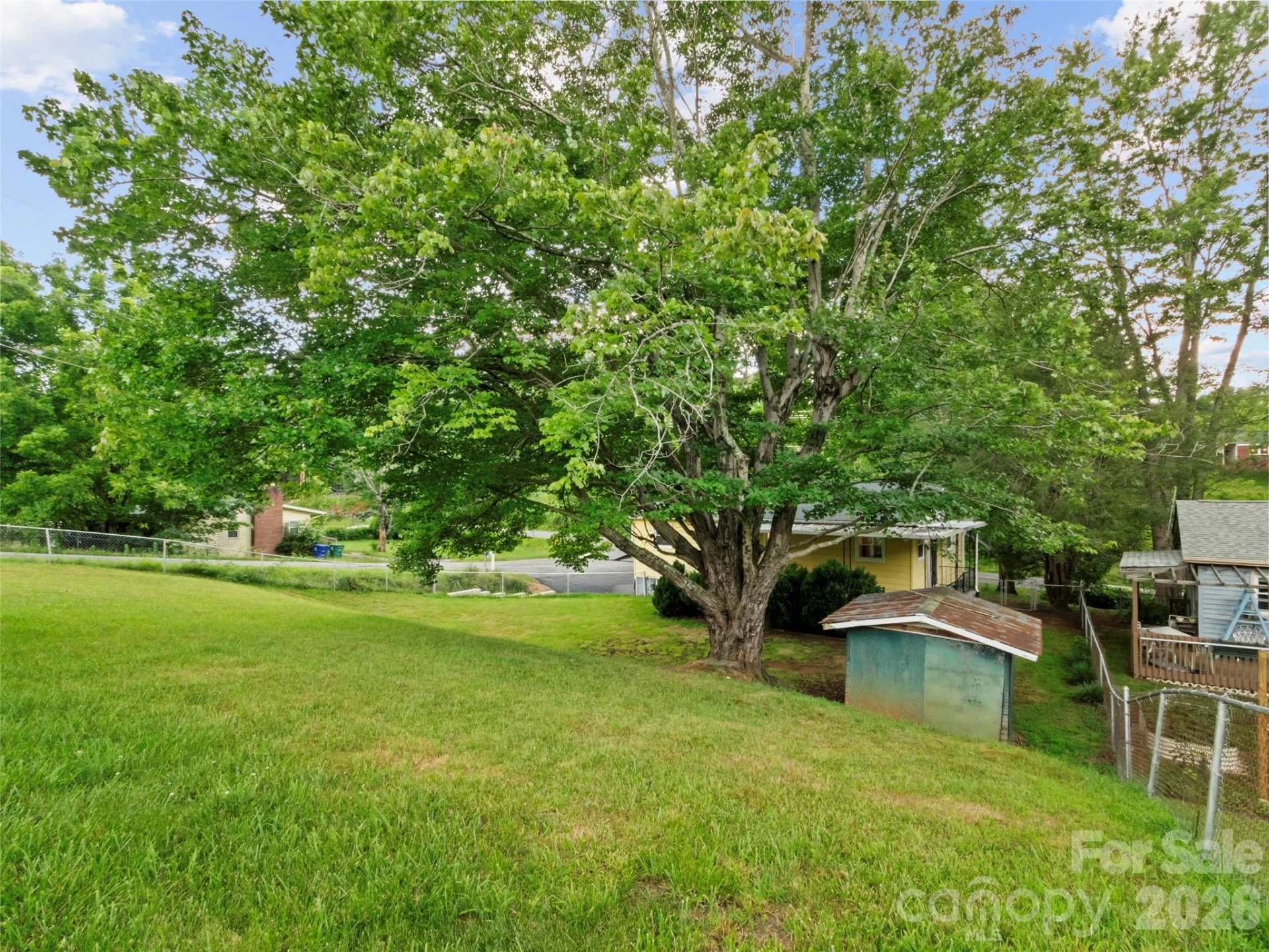 230 School Road E - Photo 39