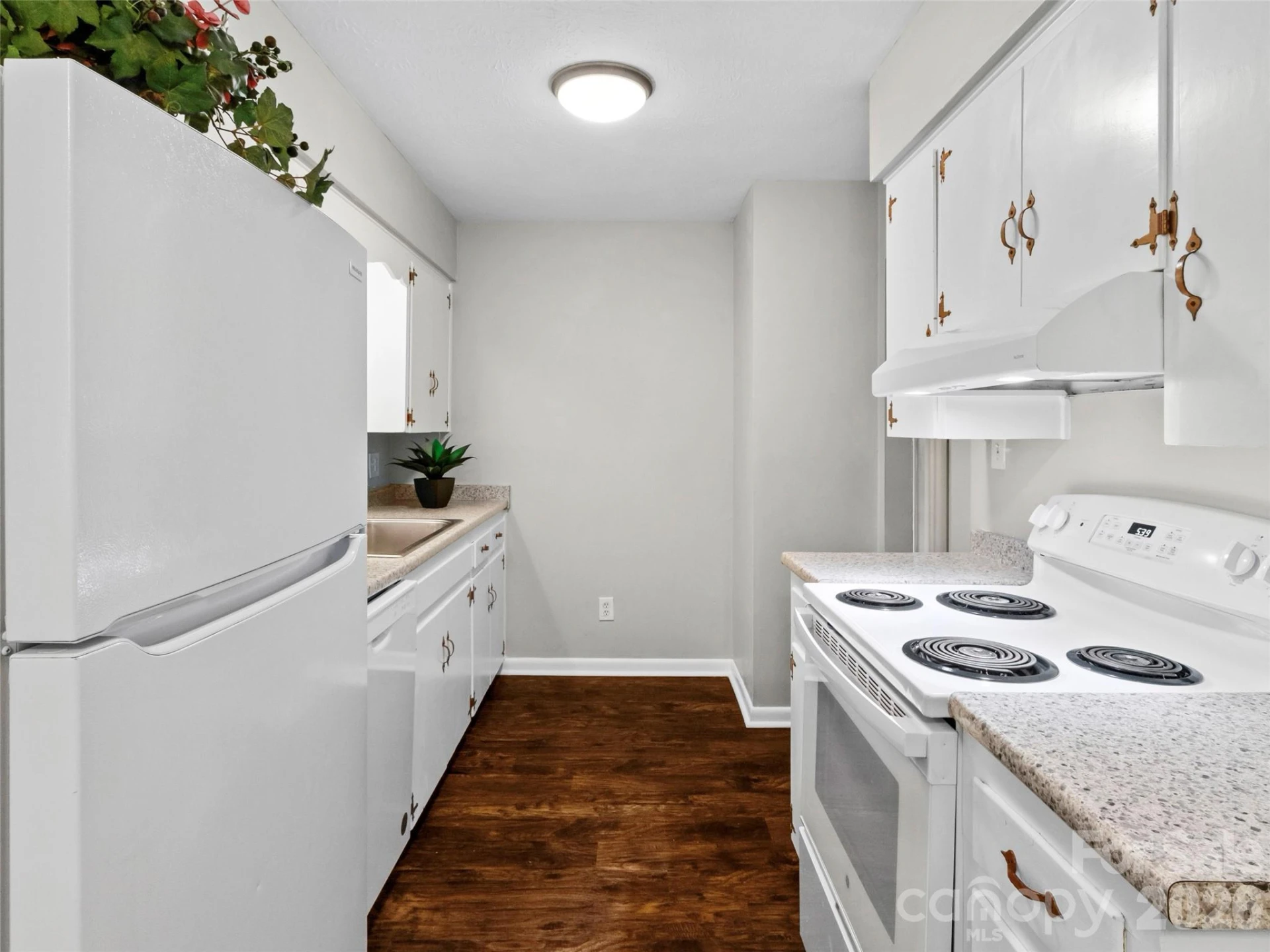 230 School Road E - Photo 11