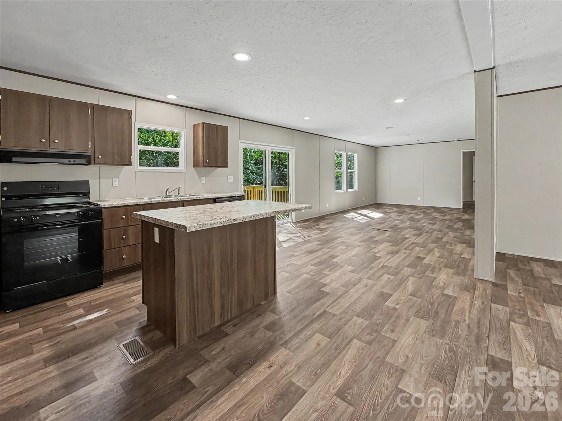 718 Hines Road - Photo 4
