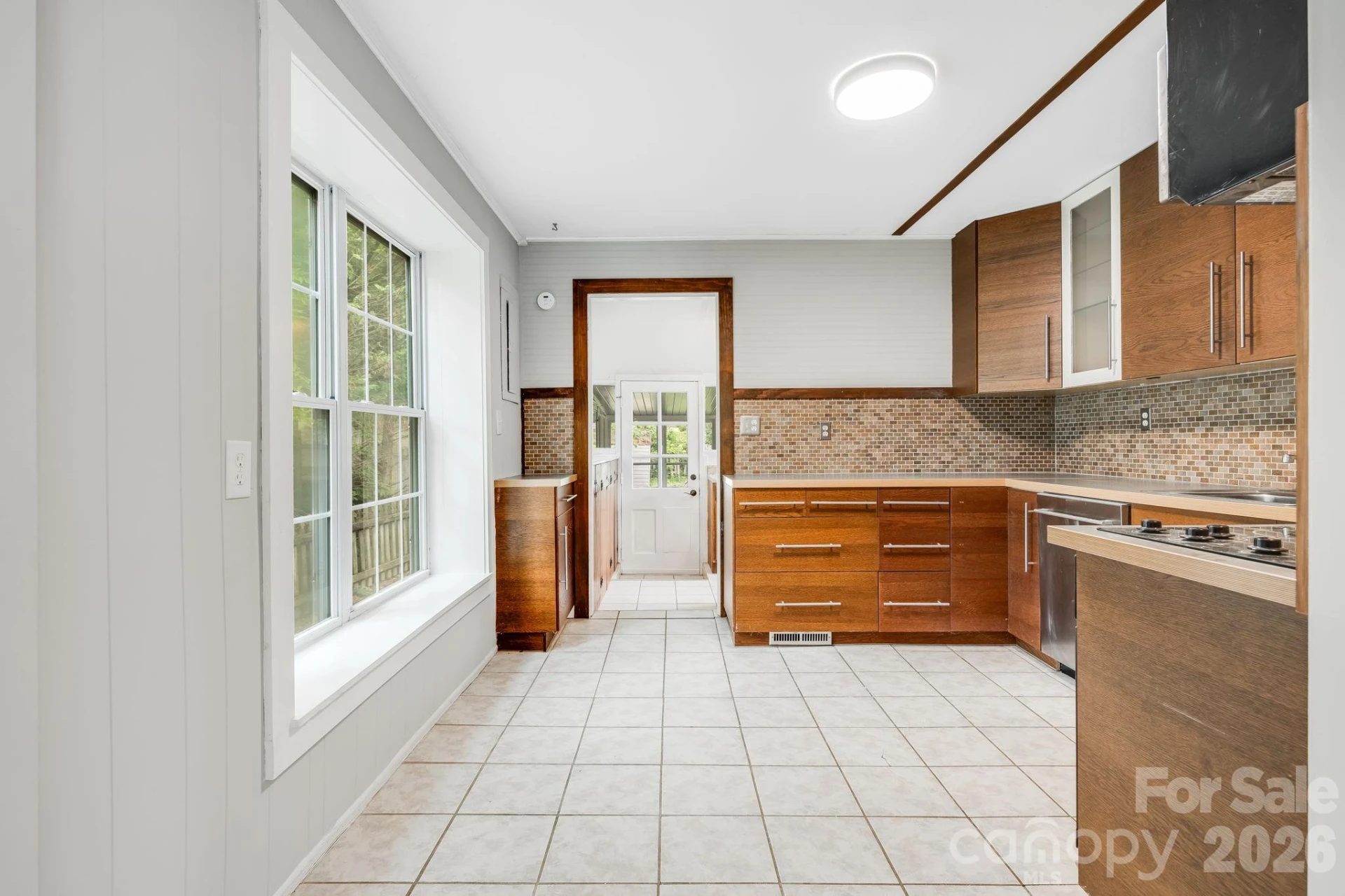 839 Kanuga Road - Photo 9