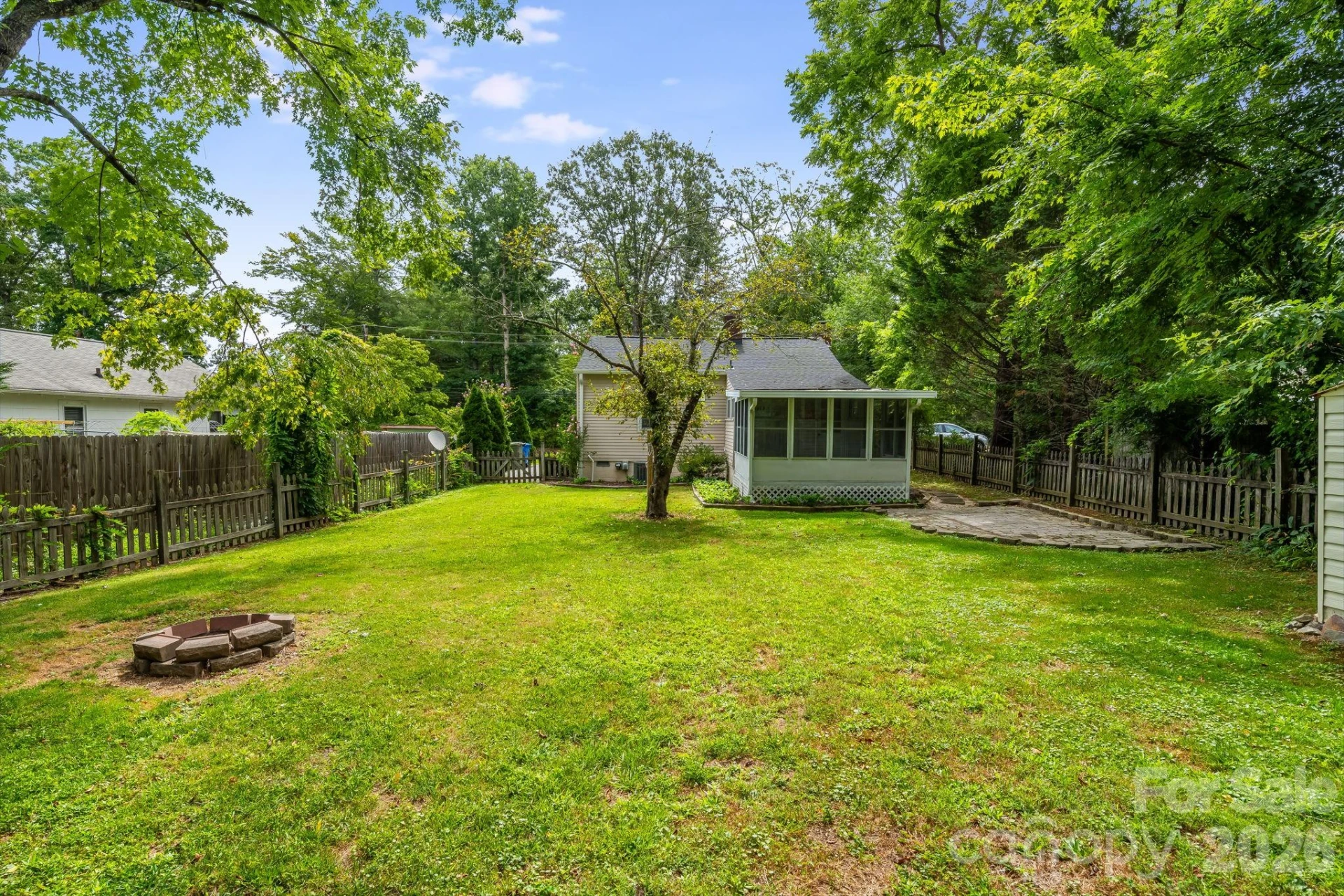 839 Kanuga Road - Photo 31