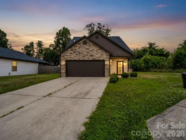 198 N River Road
