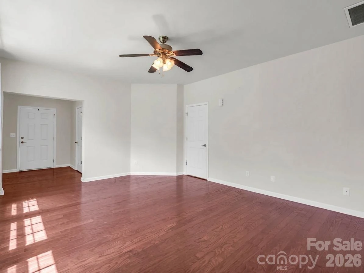 198 N River Road - Photo 11